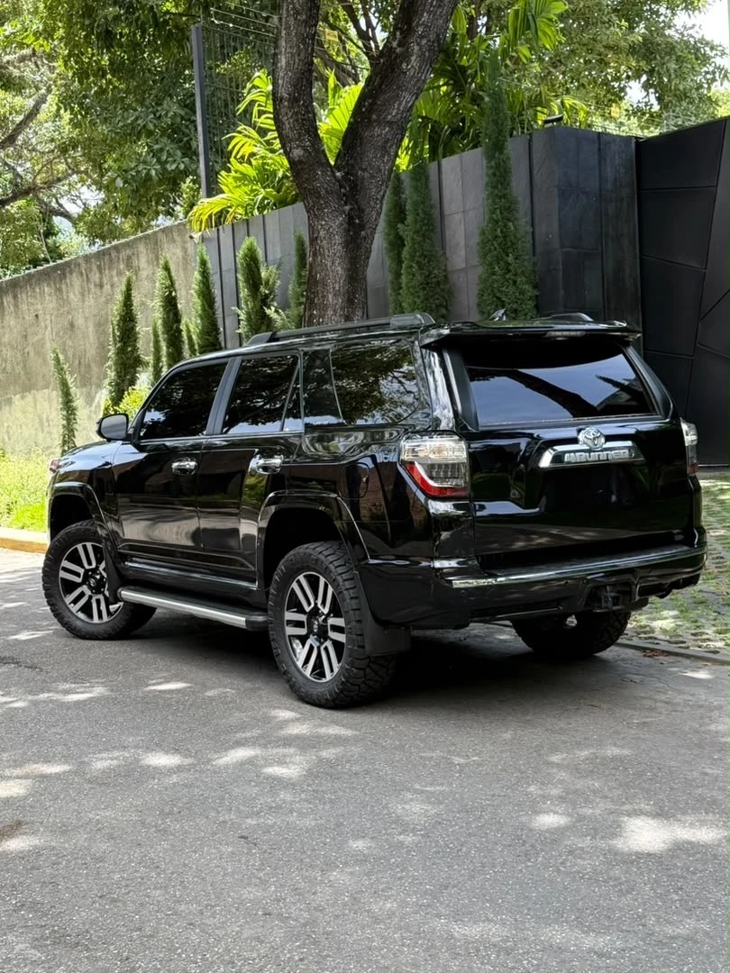 2023 Toyota 4Runner Sr5 limited — photo 9