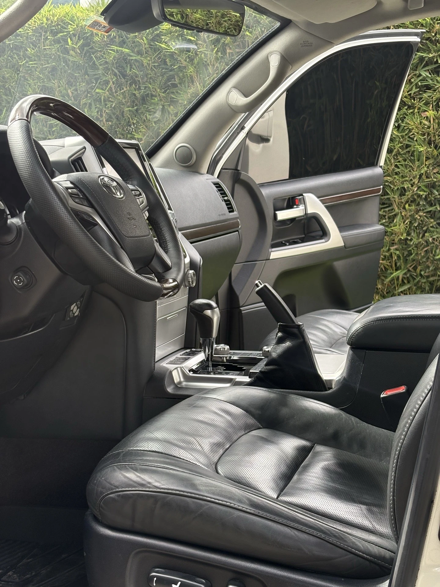 2016 Toyota Land Cruiser Lc200 — photo 4