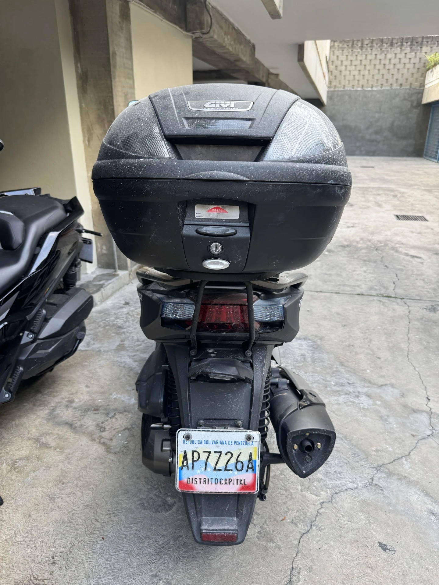 2015 Kymco X-Town 300i Sport — photo 3