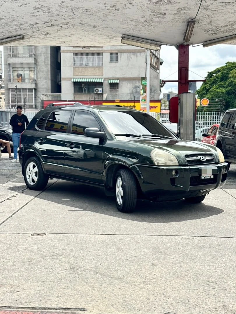 2008 Hyundai Tucson Gls — foto 2