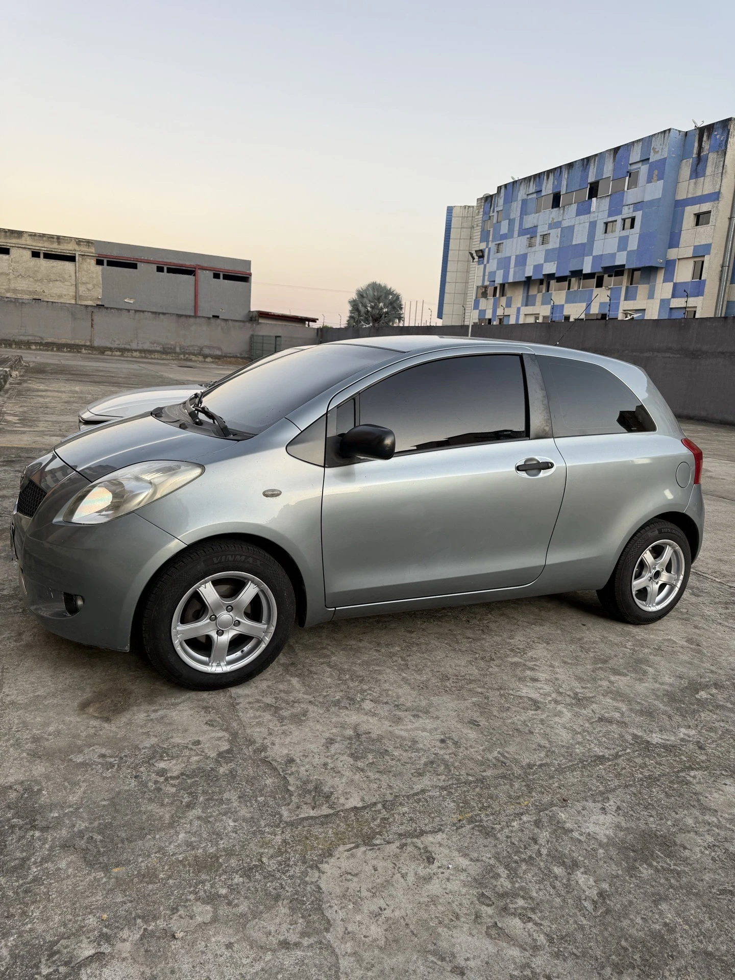 2007 Toyota Yaris Sport — photo 4