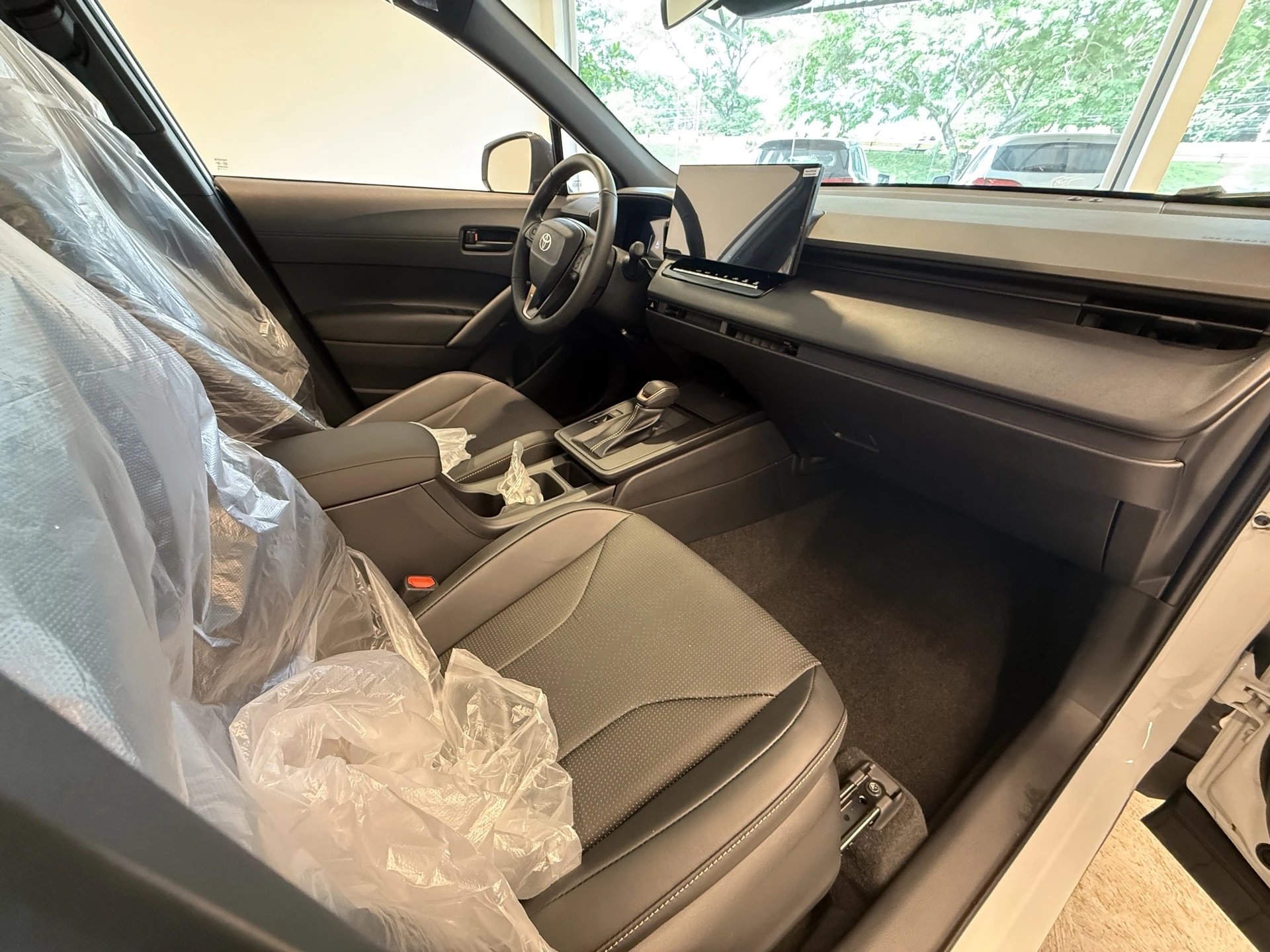 2026 Toyota Corolla Cross Élite — photo 5