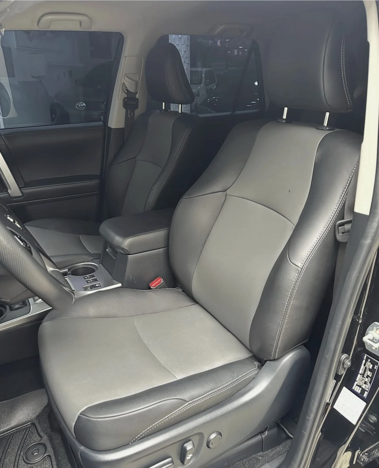 2024 Toyota 4Runner Sr5 — photo 10