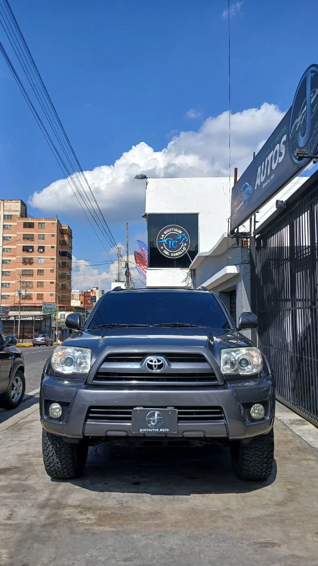 2008 Toyota 4Runner Limited — photo 3