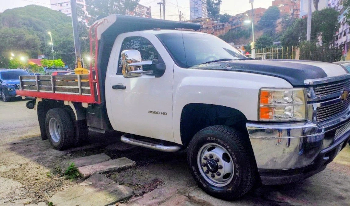 2012 Chevrolet Silverado HD HD — foto 2