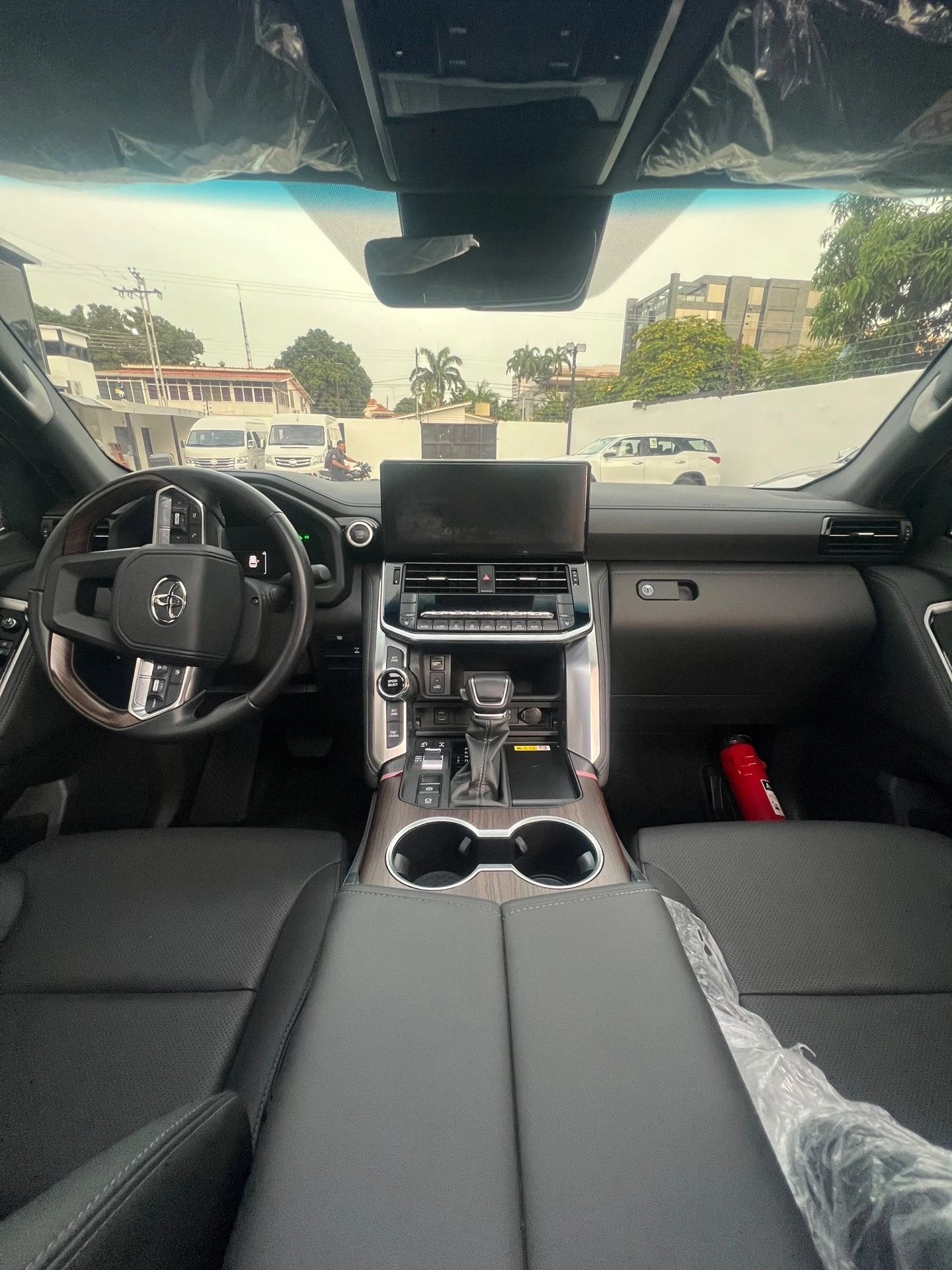 2025 Toyota Land Cruiser Lc300 — foto 7