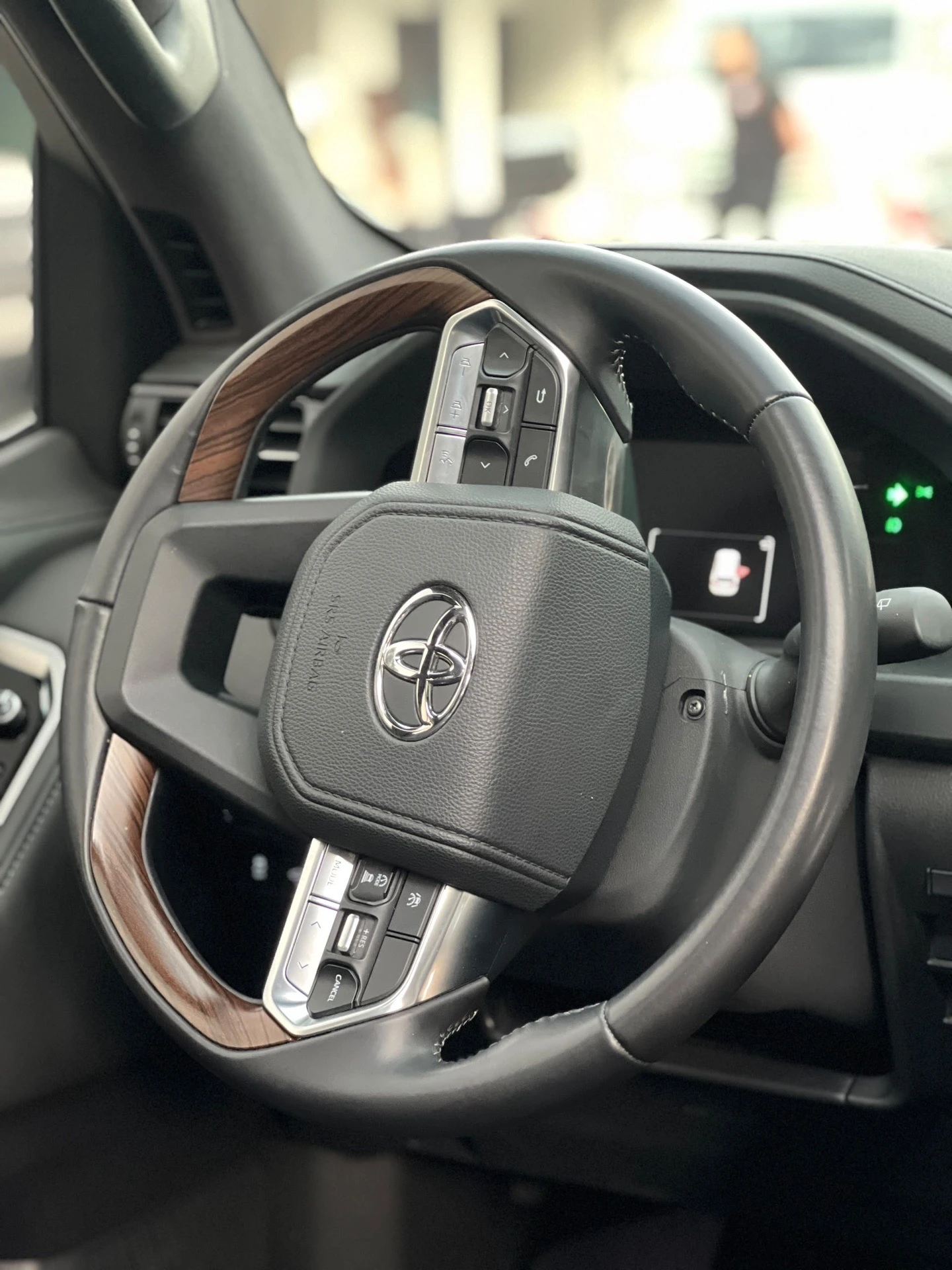 2025 Toyota Land Cruiser Lc300 — foto 8