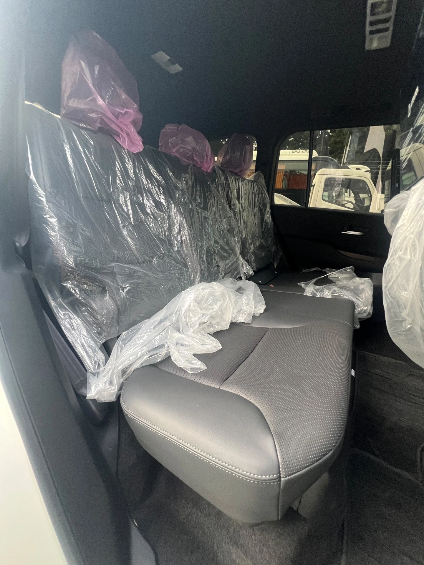 2025 Toyota Land Cruiser Lc300 — foto 11
