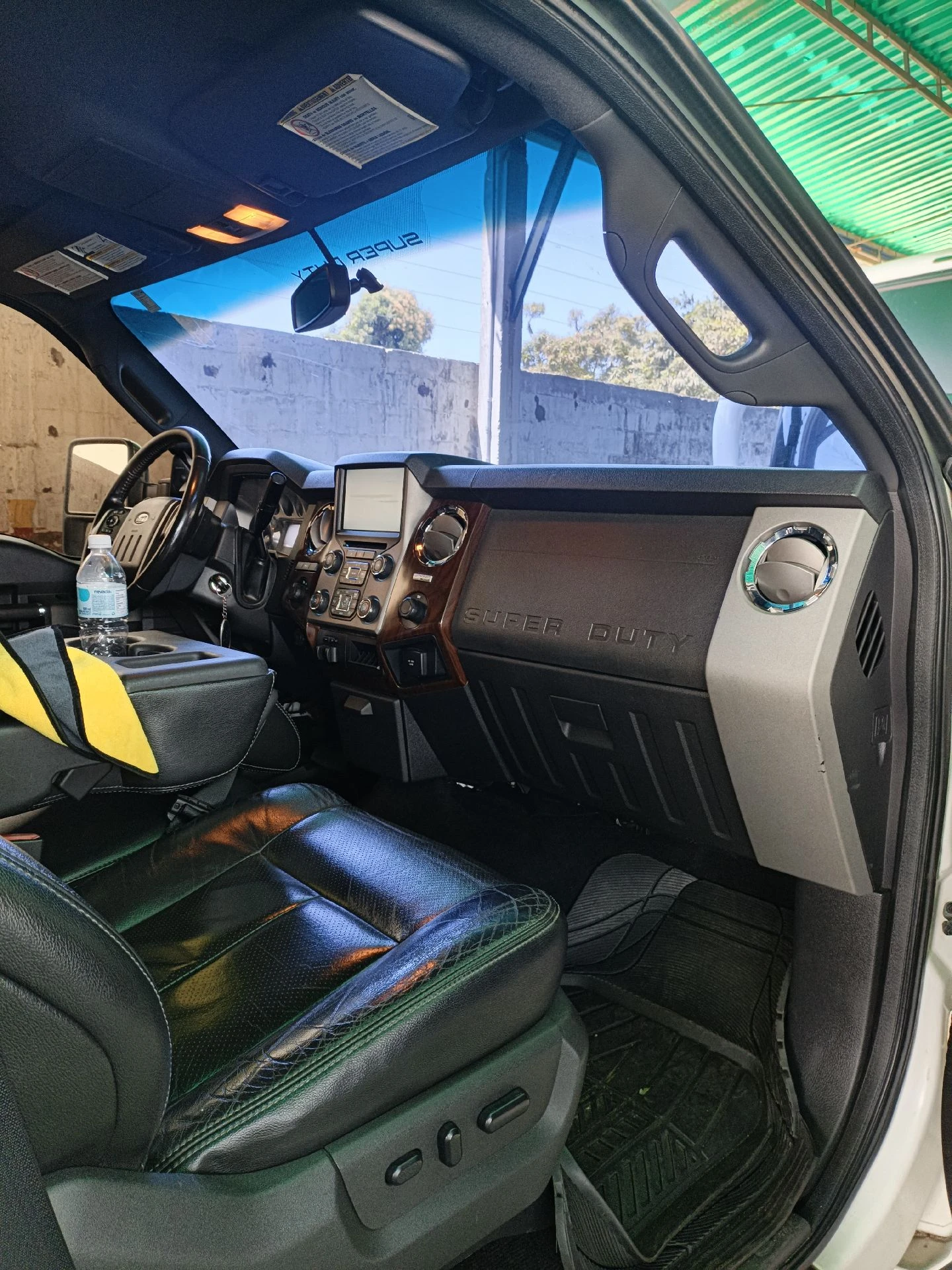 2013 Ford F-250 La riat — photo 8