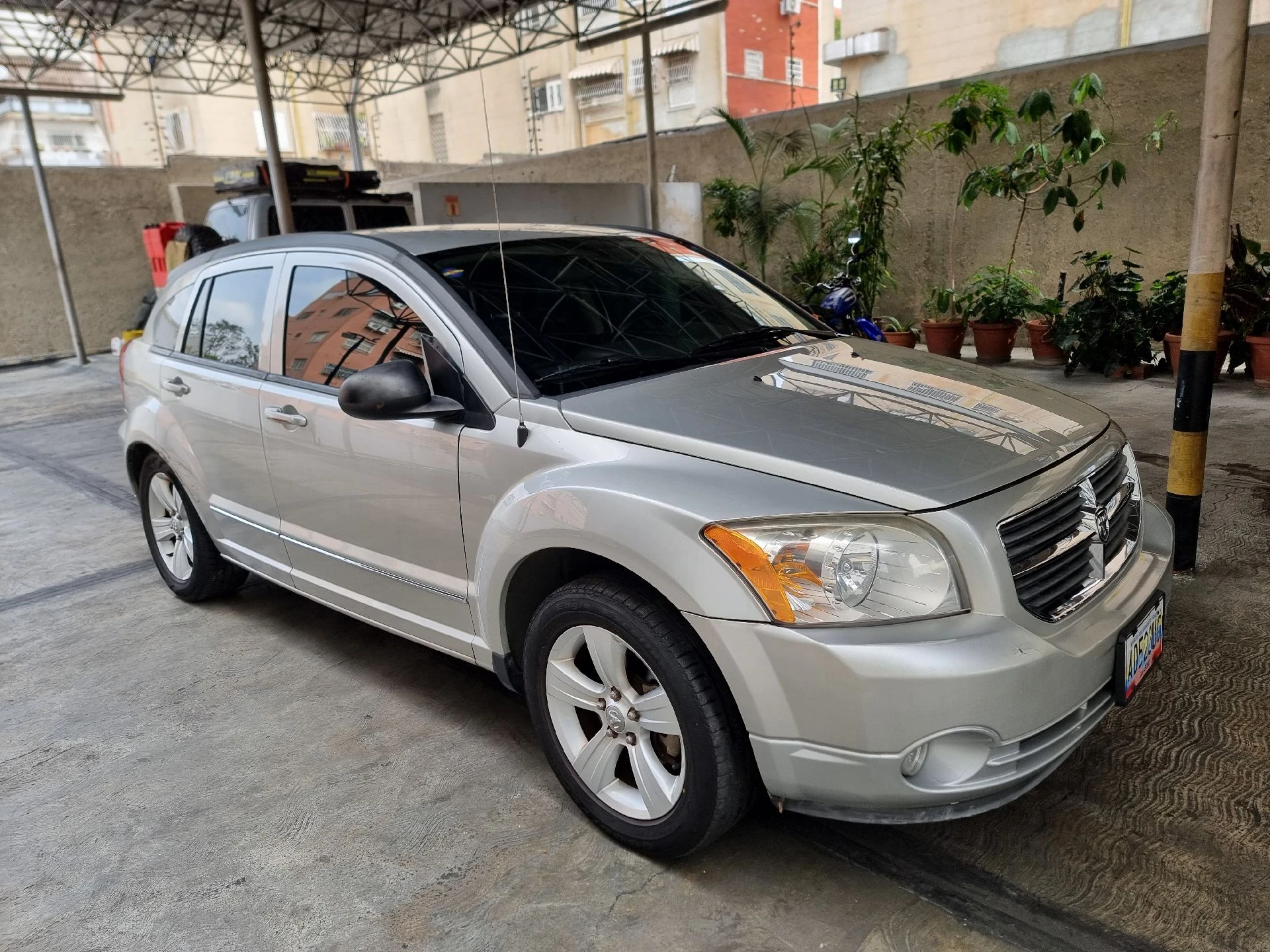 2012 Dodge Caliber LX — photo 4