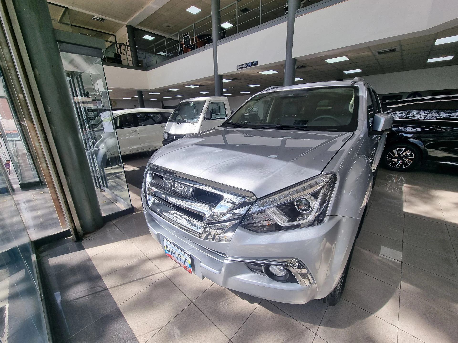 2025 Isuzu MU-X Gtdi — photo 7