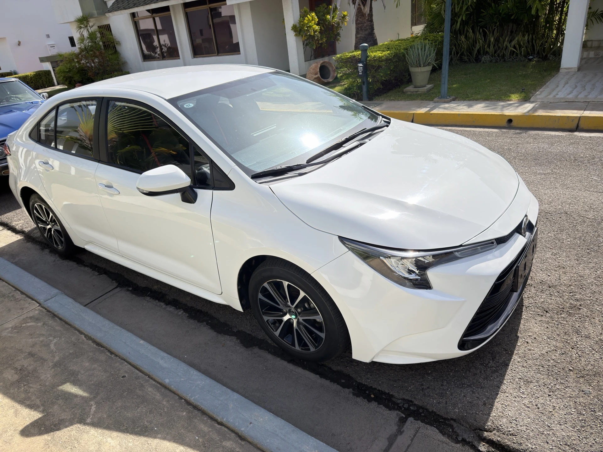 2023 Toyota Corolla Levin — photo 2