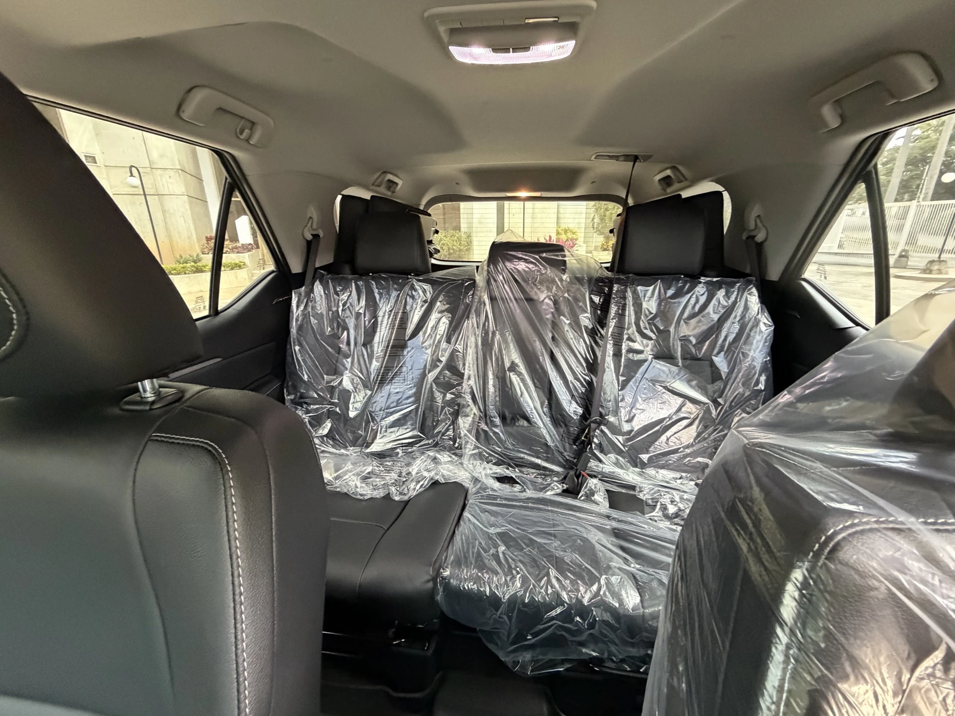 2026 Toyota Fortuner SRX SW4 4x4 4.0 — photo 9