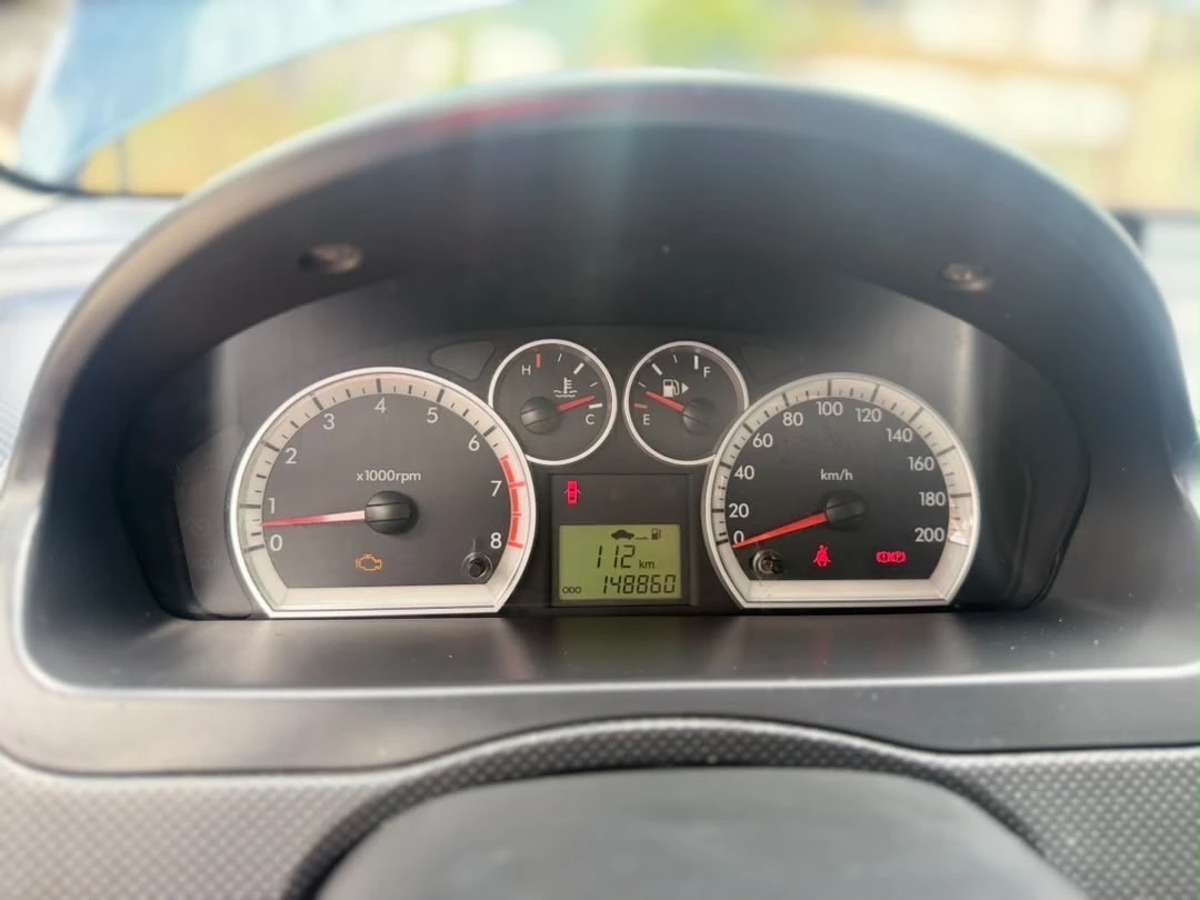 2011 Chevrolet Aveo LT — foto 2