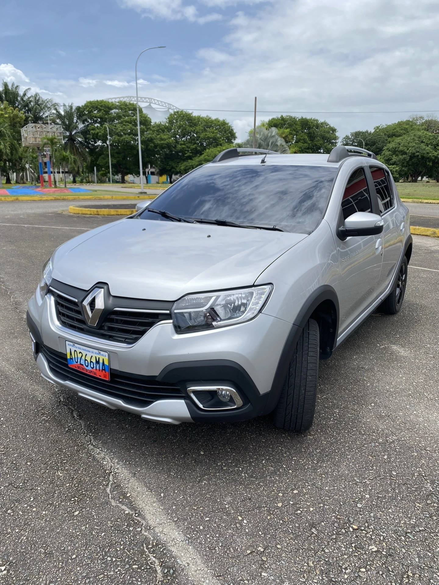 2026 Renault Stepway — photo 2