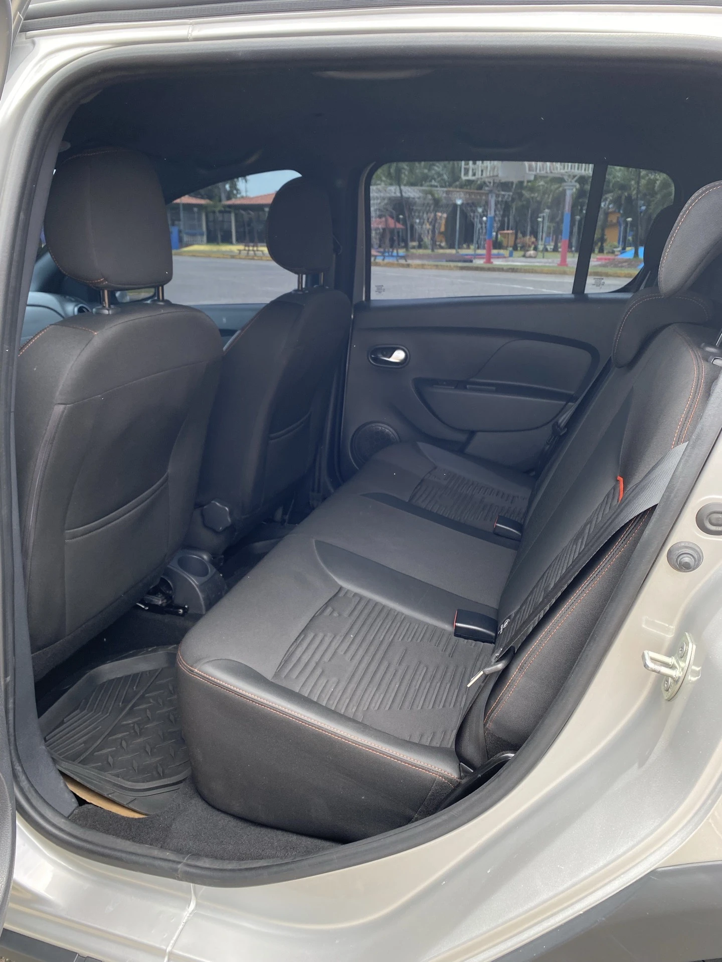 2026 Renault Stepway — photo 7