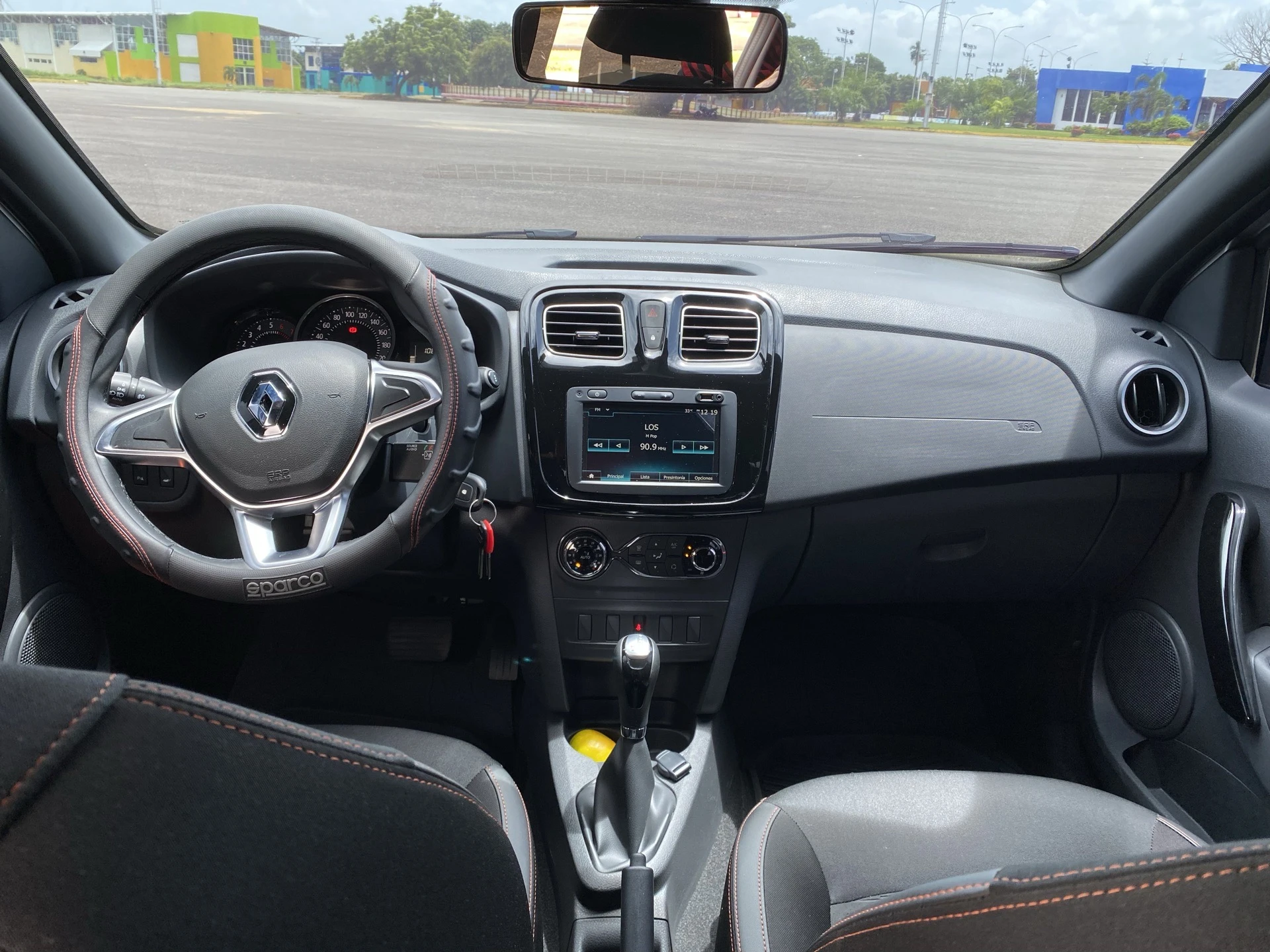 2026 Renault Stepway — photo 11