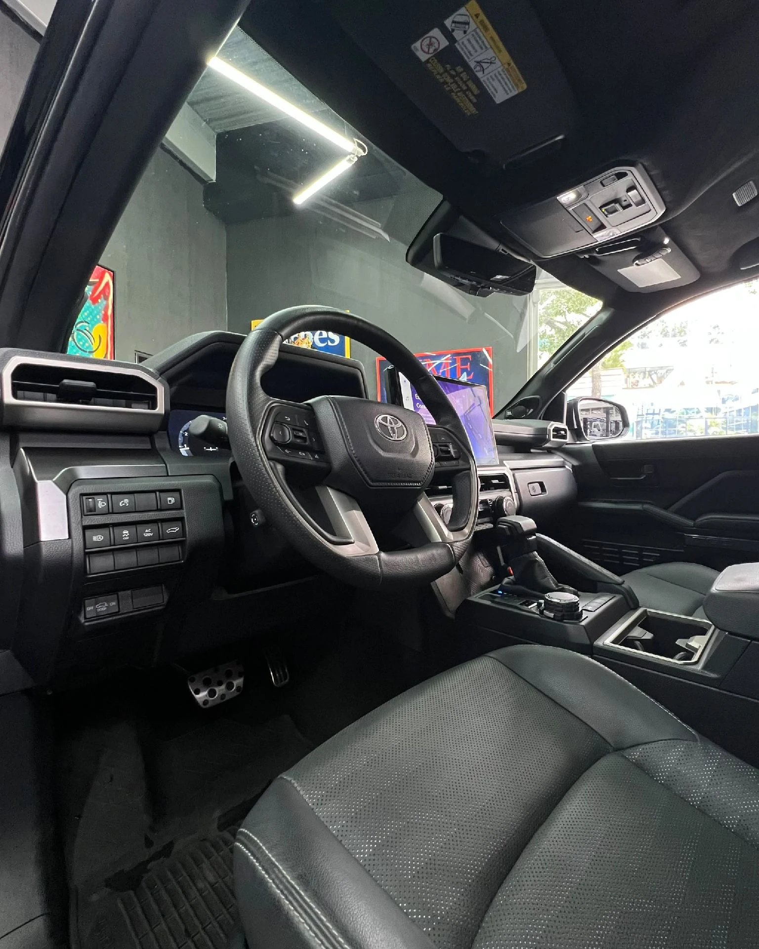 2025 Toyota 4Runner SR5 kit TRD Sport — photo 11