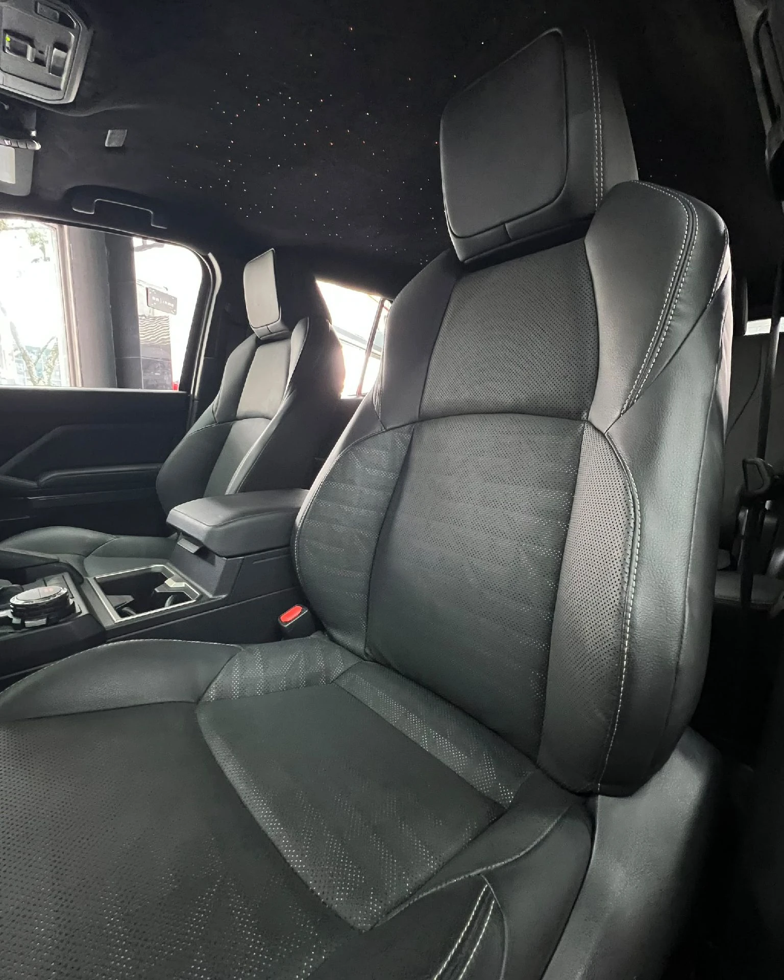 2025 Toyota 4Runner SR5 kit TRD Sport — photo 12