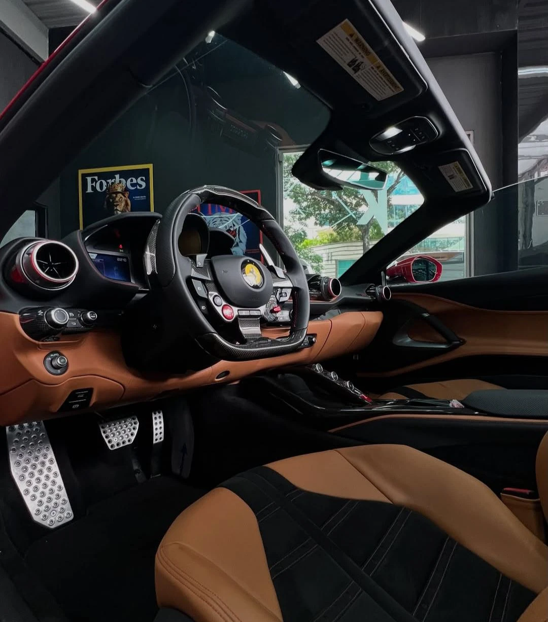 2022 Ferrari 812 GTS — photo 5