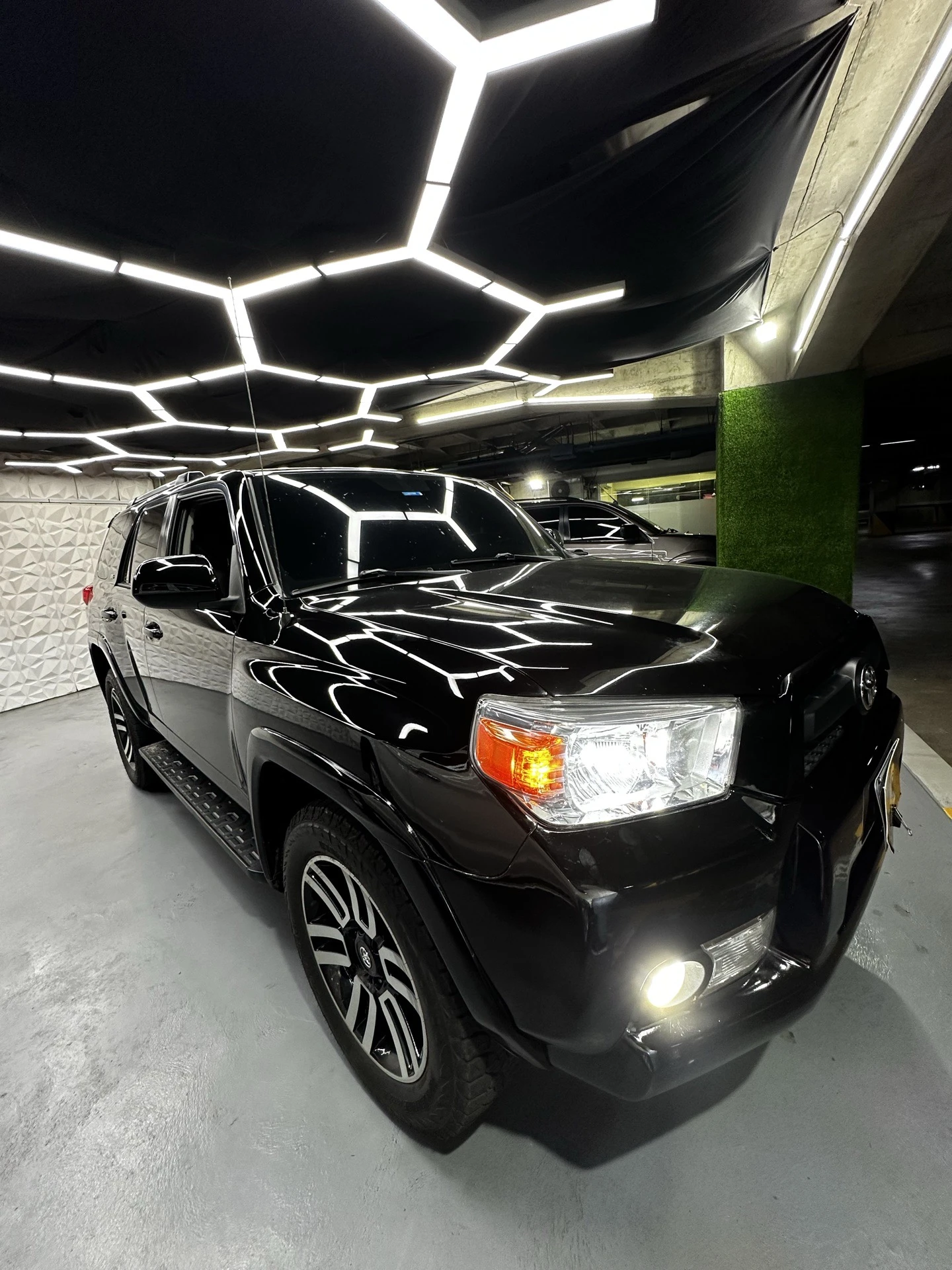 2011 Toyota 4Runner SR5 — photo 4
