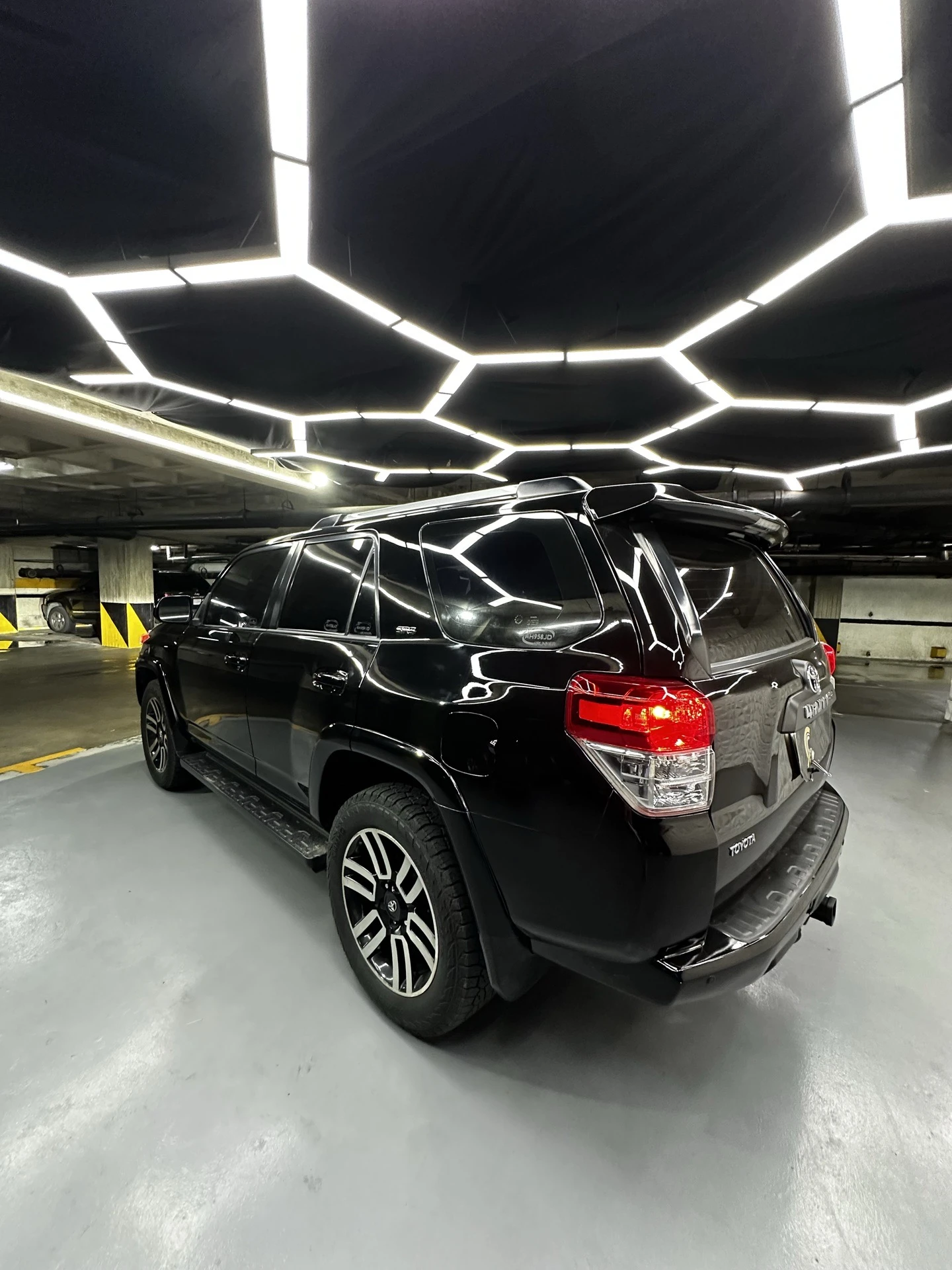 2011 Toyota 4Runner SR5 — photo 6