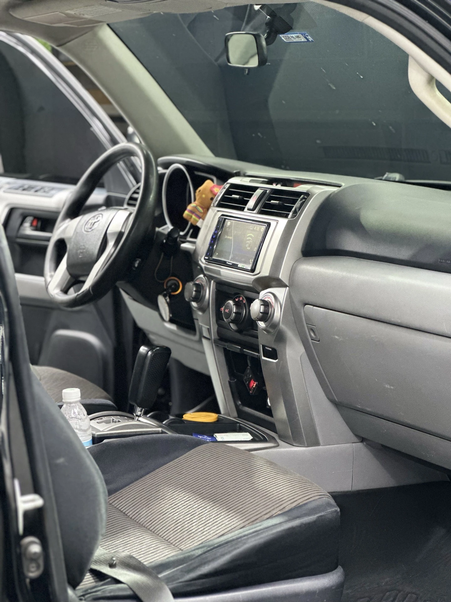 2011 Toyota 4Runner SR5 — photo 10