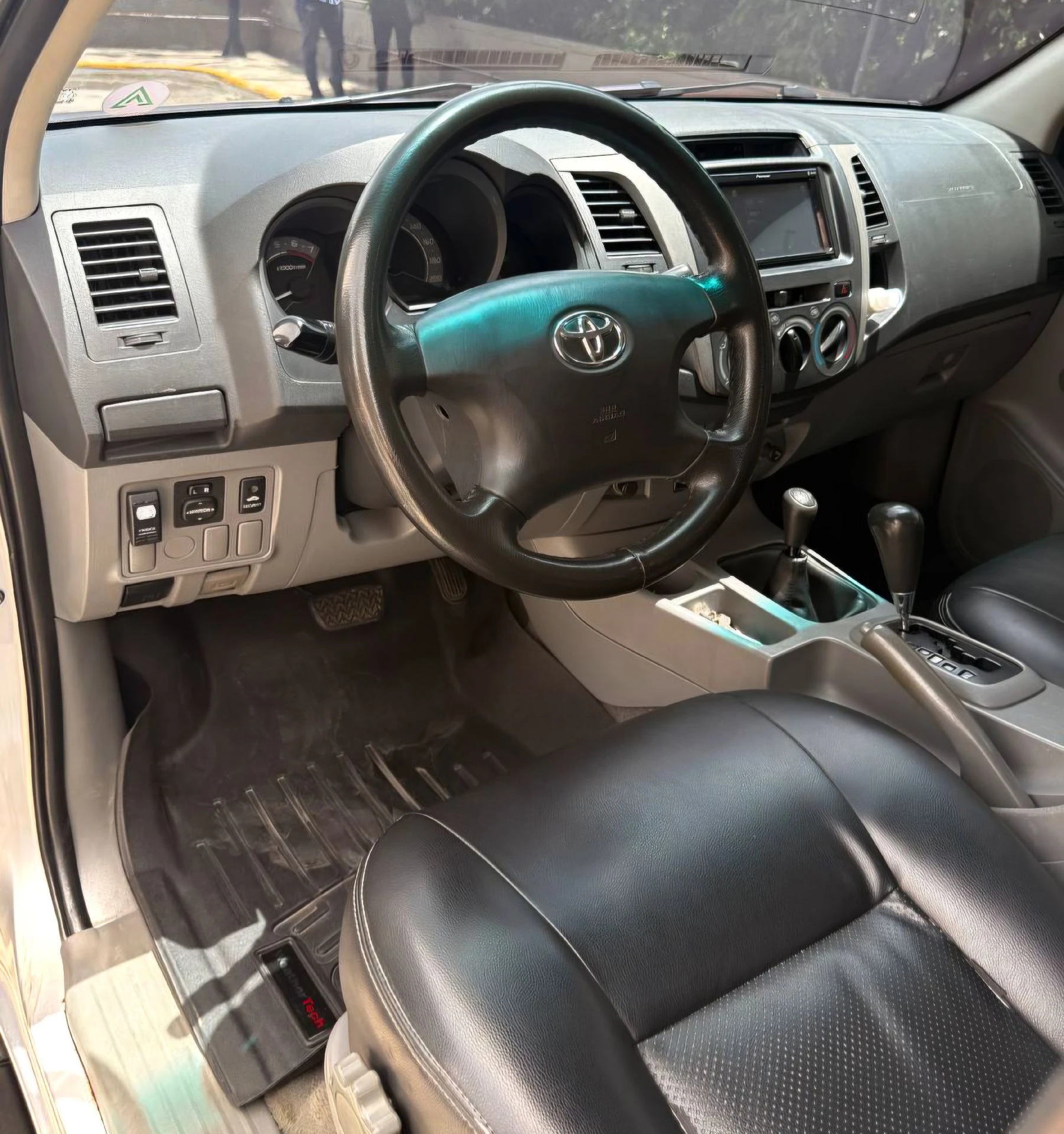 2008 Toyota Hilux Kavak — foto 11