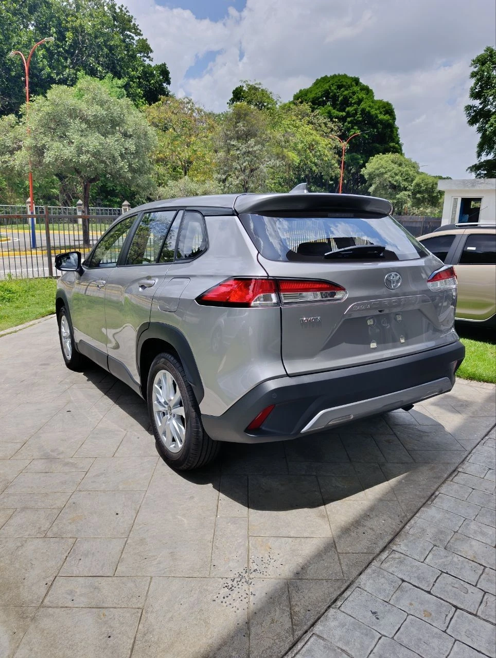 2026 Toyota Corolla Cross Cross — photo 4