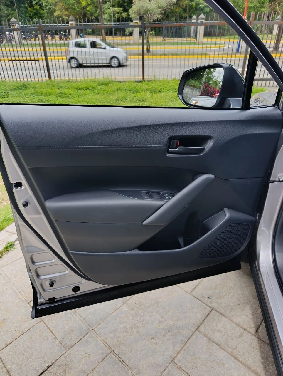 2026 Toyota Corolla Cross Cross — photo 11