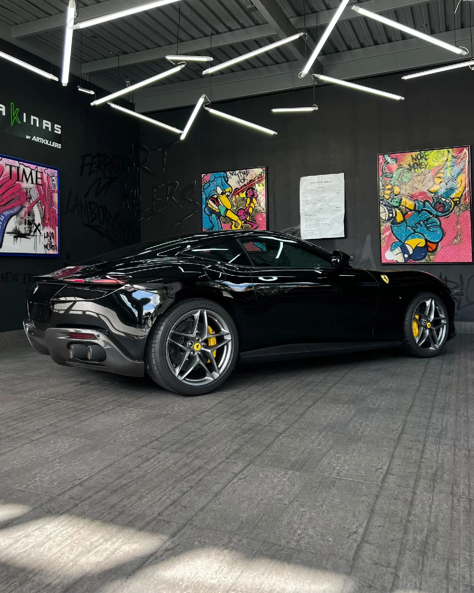 2023 Ferrari Roma — photo 32