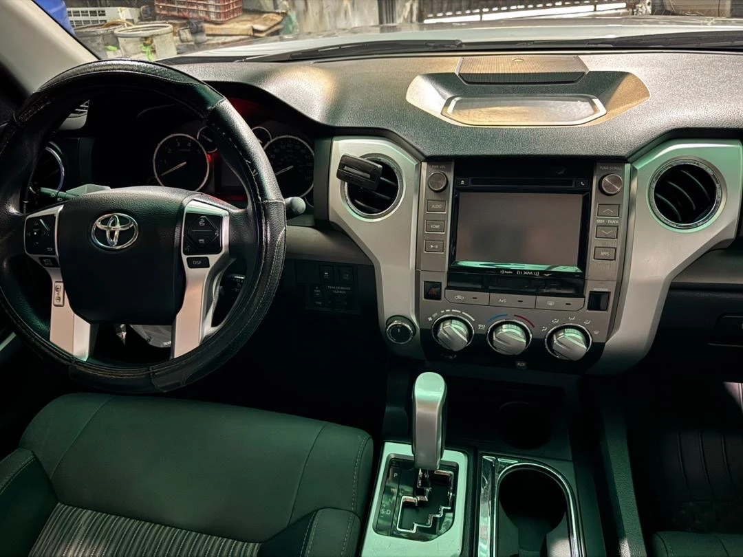 2016 Toyota Tundra Sr5 — photo 4