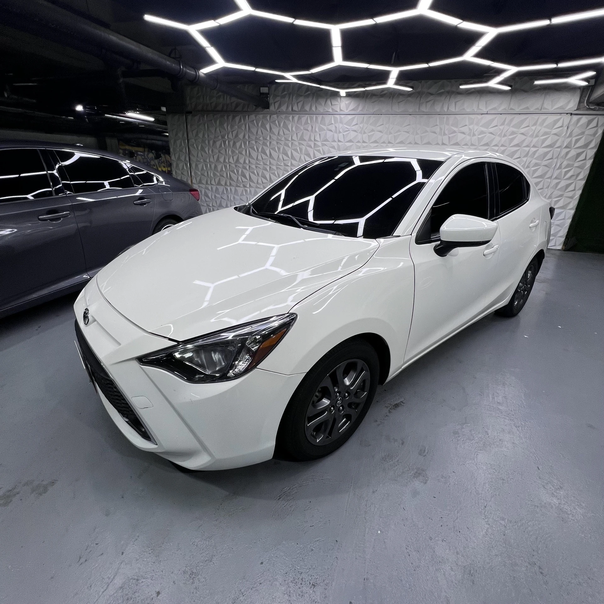 2019 Toyota Yaris R — foto 5