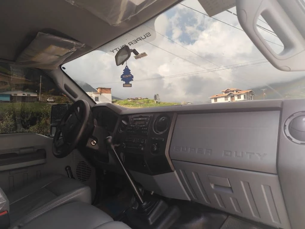 2013 Ford F-350 Super duty 4x4 — photo 3
