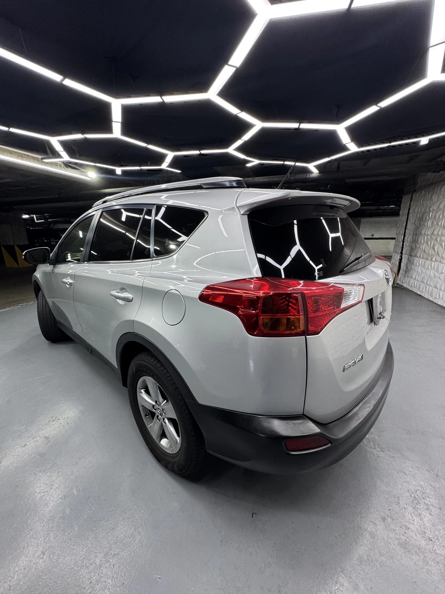 2015 Toyota RAV4 XLE — foto 3