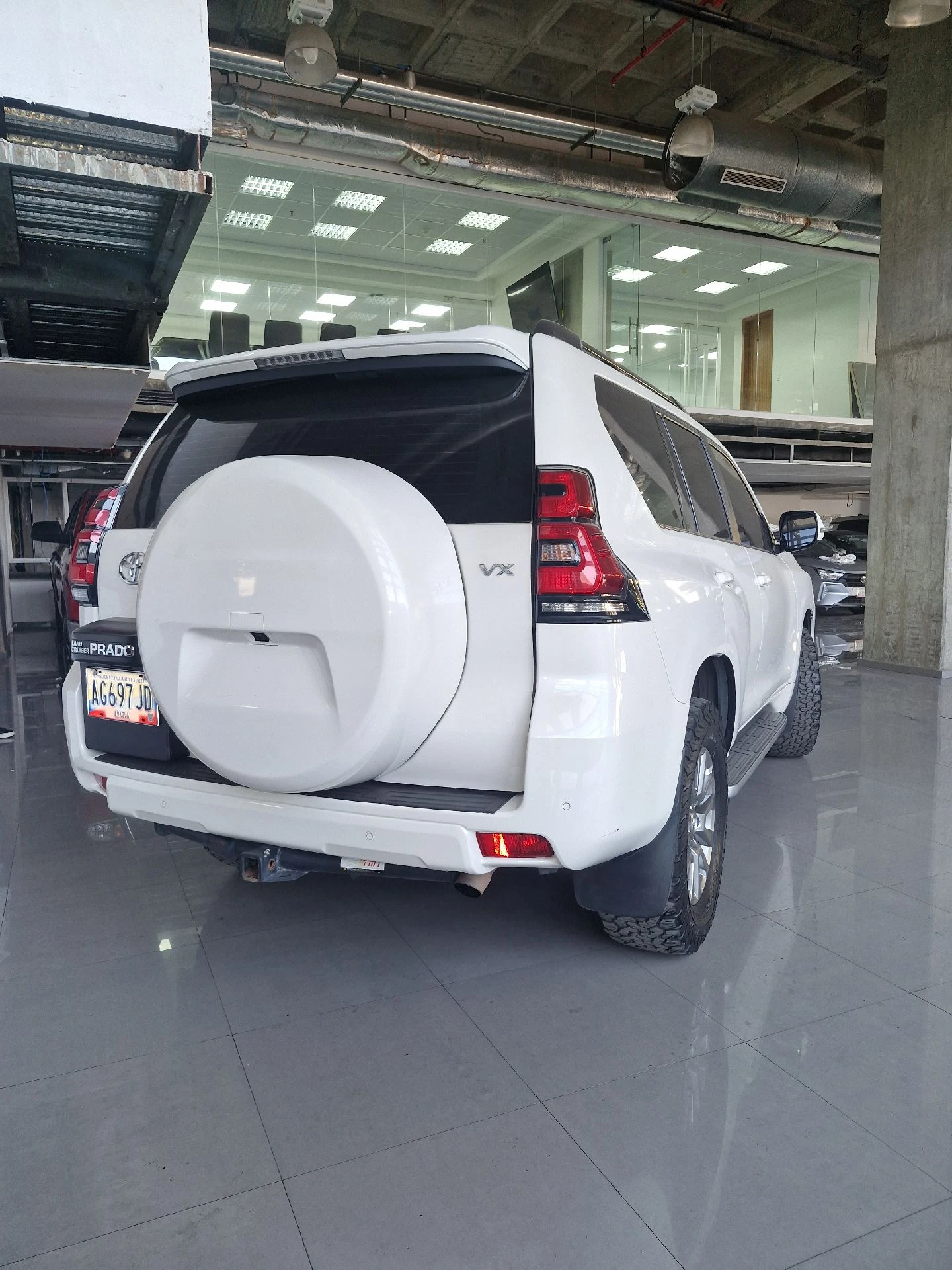 2021 Toyota Land Cruiser 150 prado — photo 3