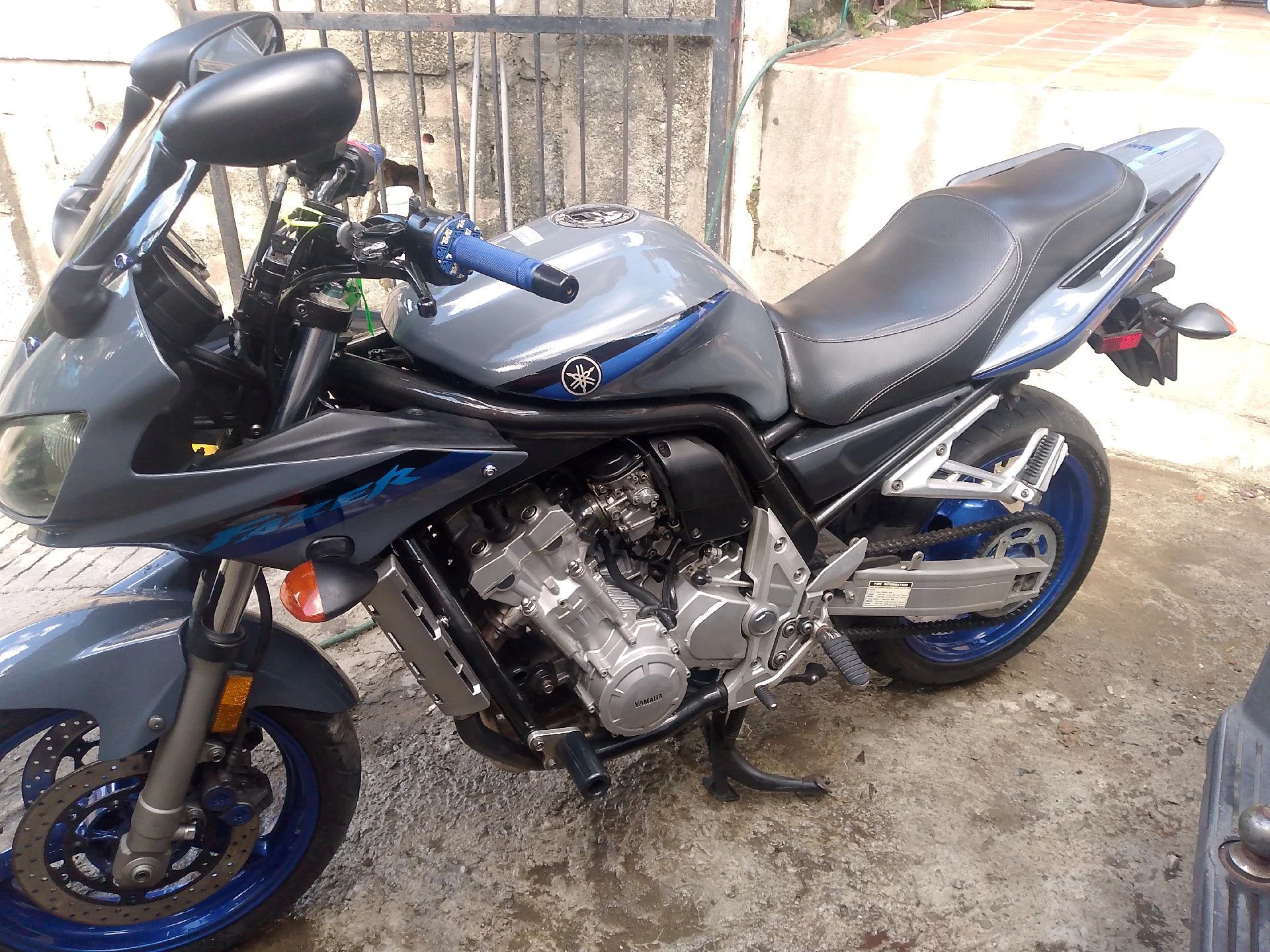 2003 Yamaha FZ-1 Naked — photo 8