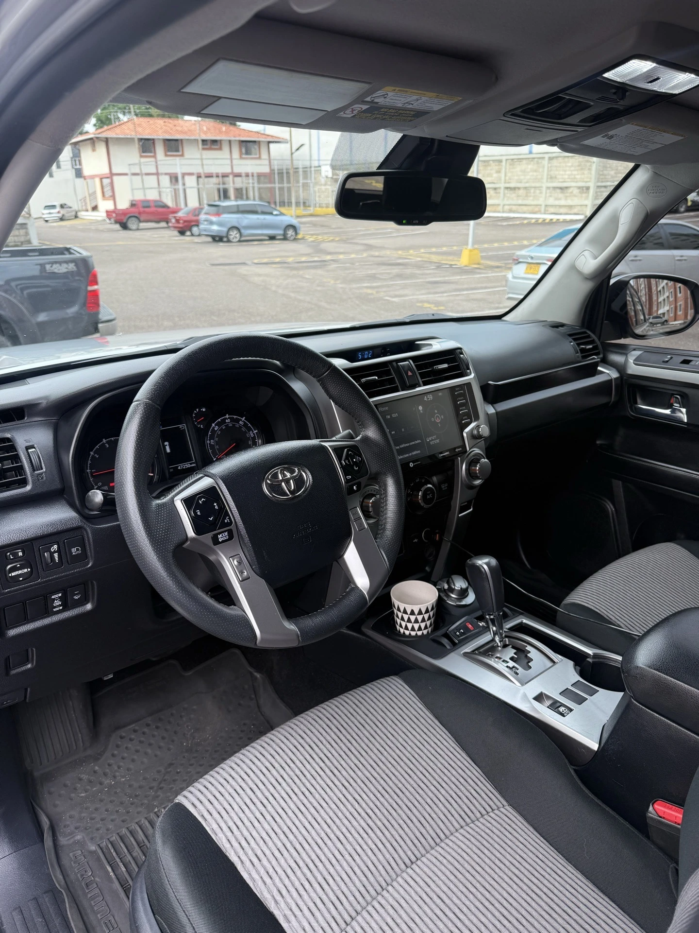 2022 Toyota 4Runner — photo 7