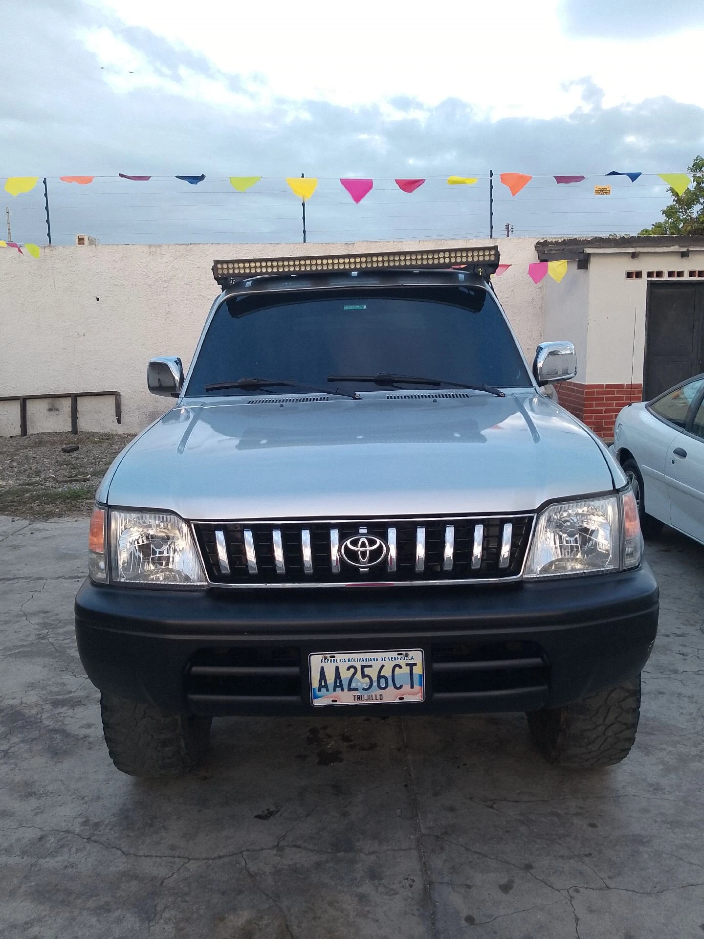 2008 Toyota Merú Merú — photo 2