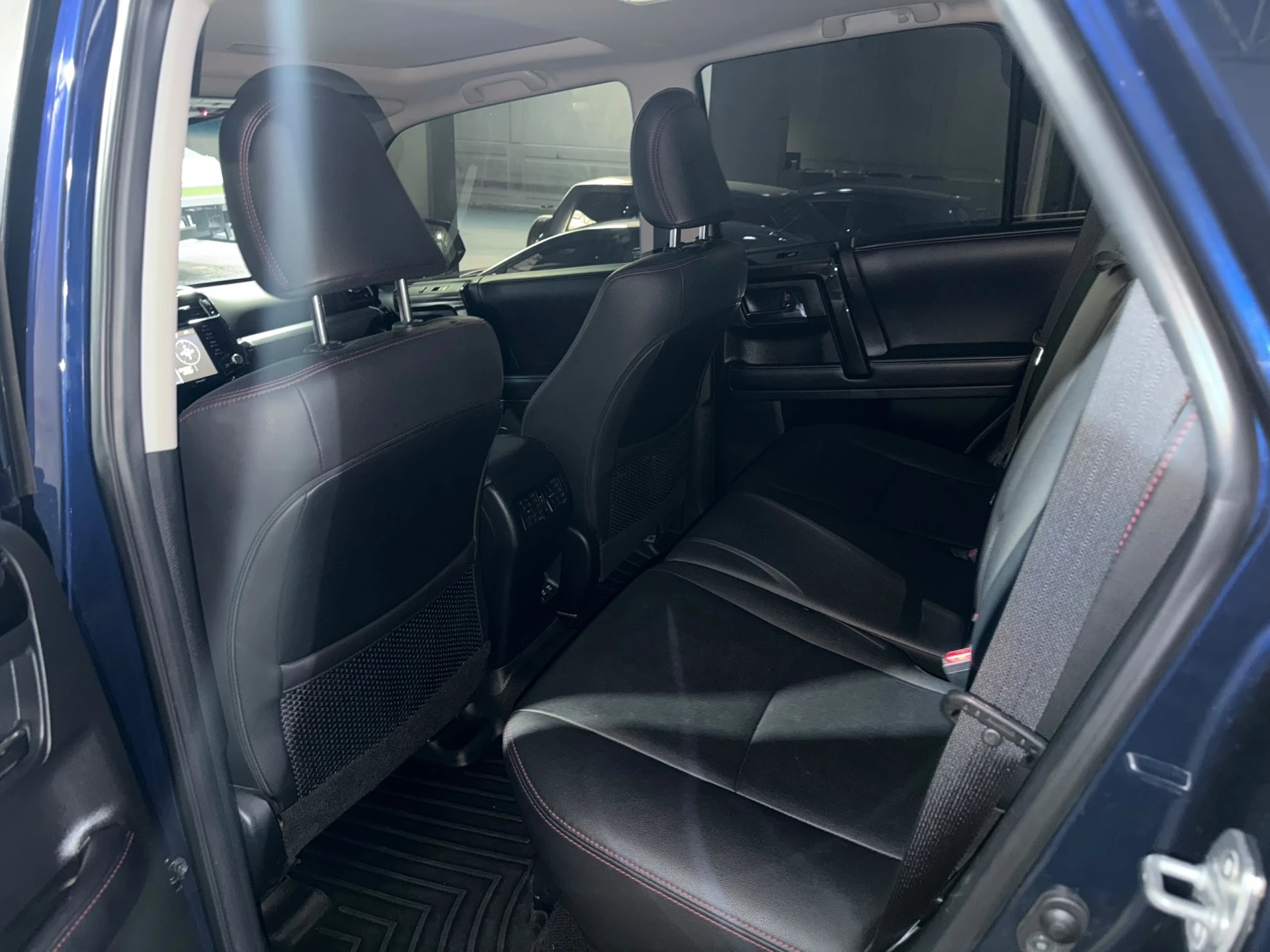 2020 Toyota 4Runner TRD off road — photo 7