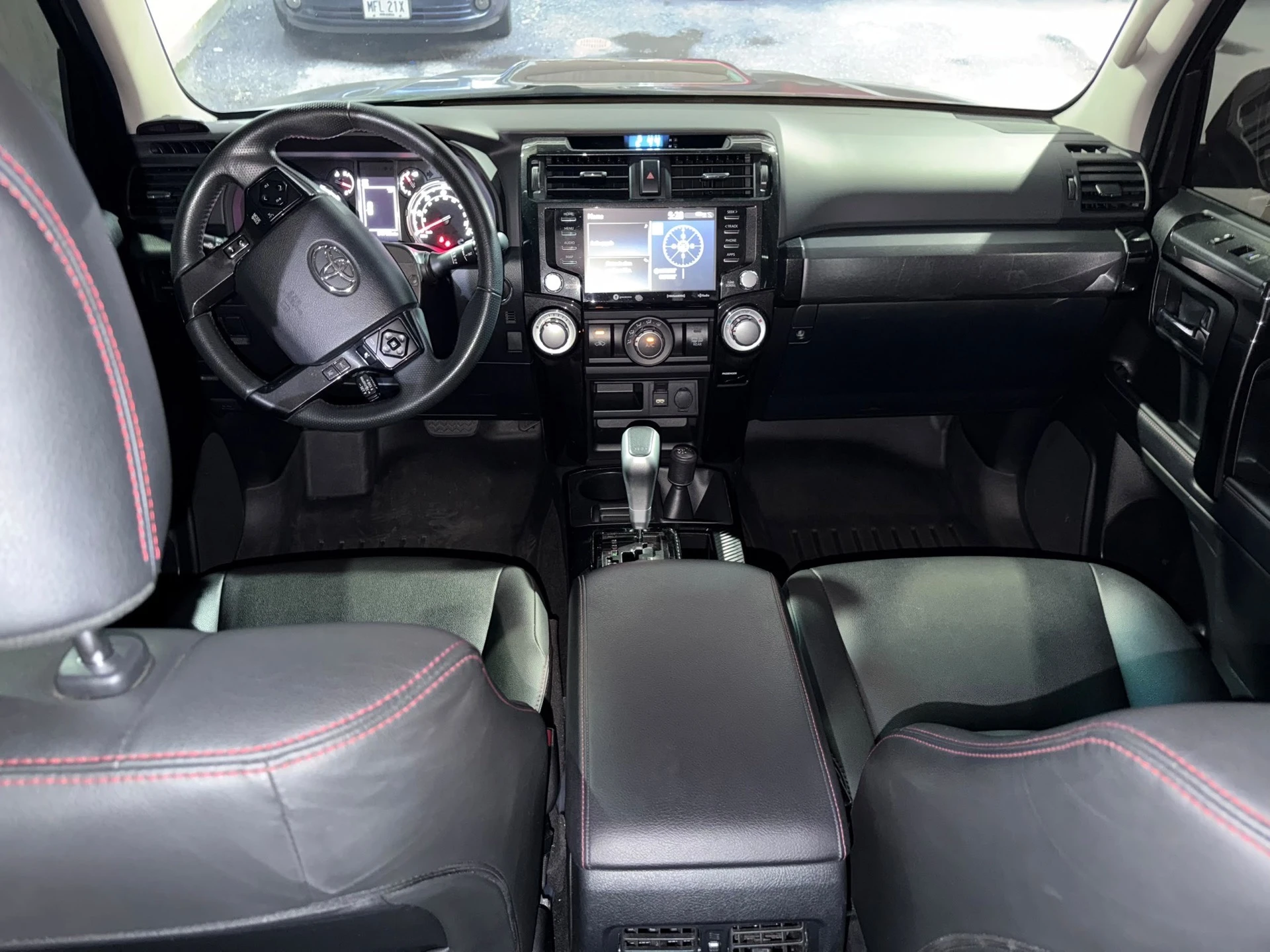 2020 Toyota 4Runner TRD off road — photo 11