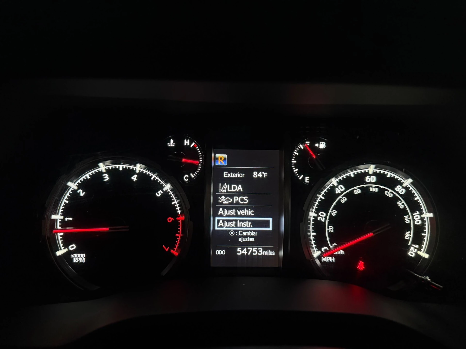 2020 Toyota 4Runner TRD off road — photo 16