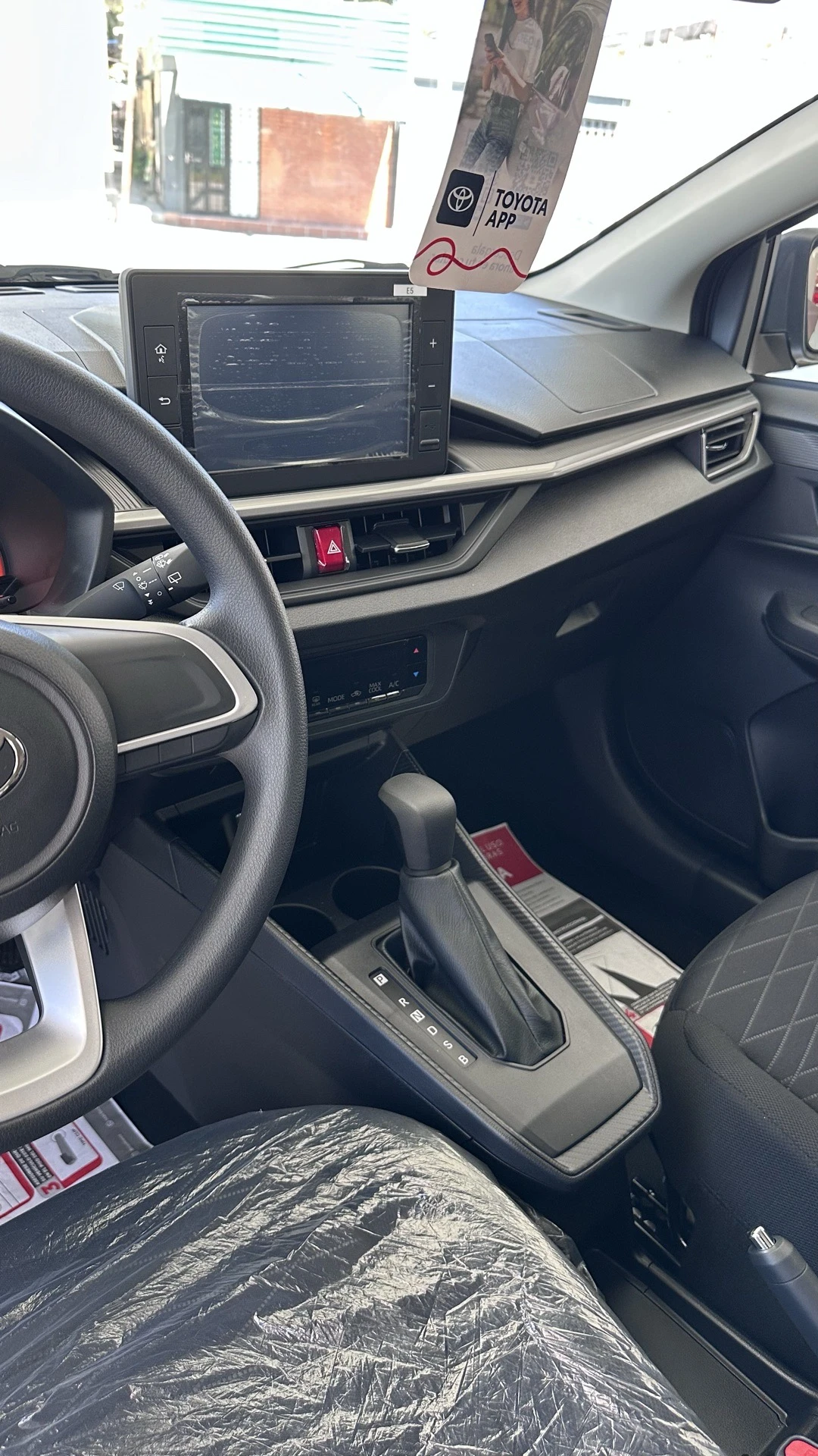 2026 Toyota Agya — photo 4
