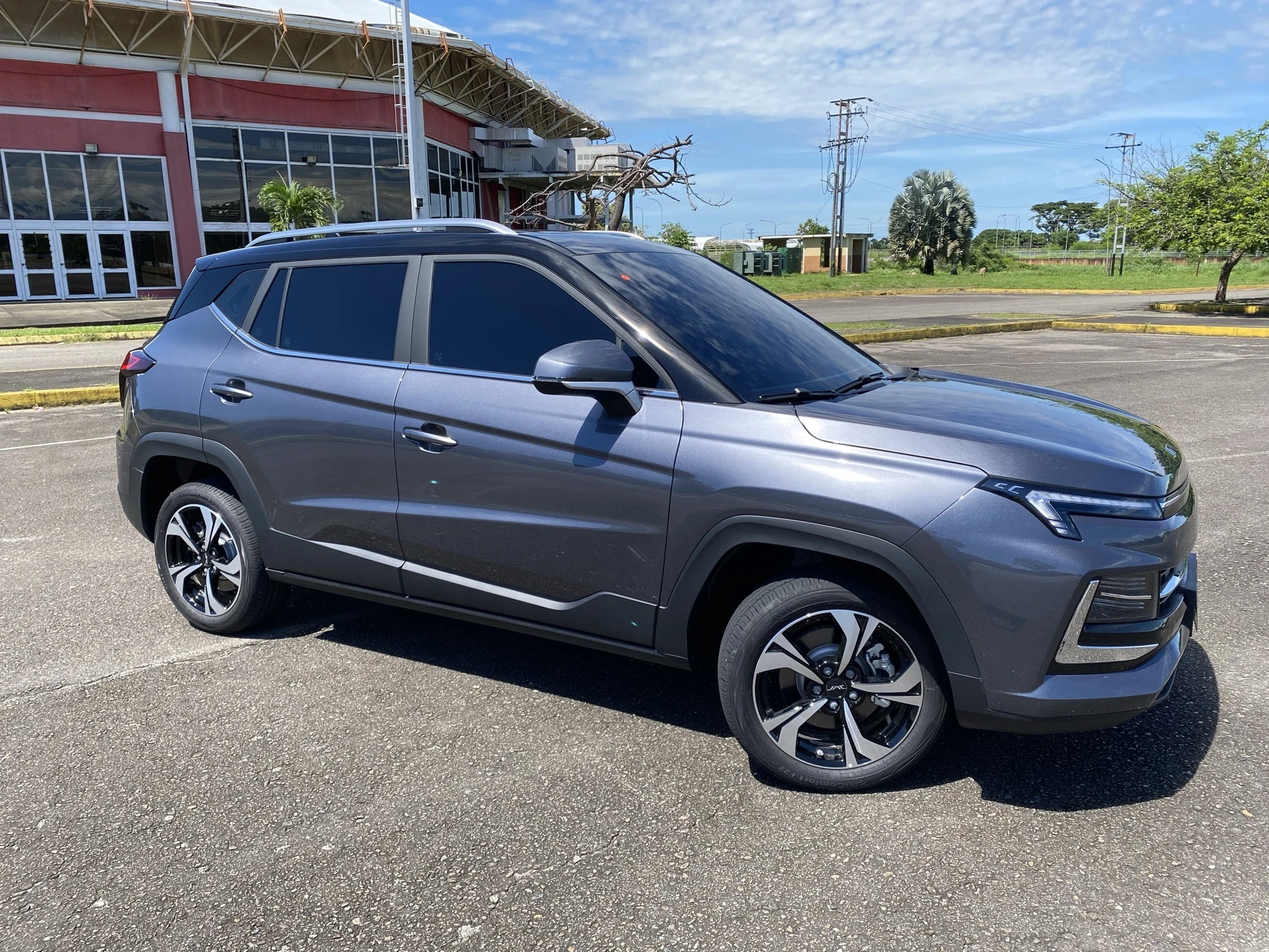 2026 JAC JS4 Nevado — photo 4