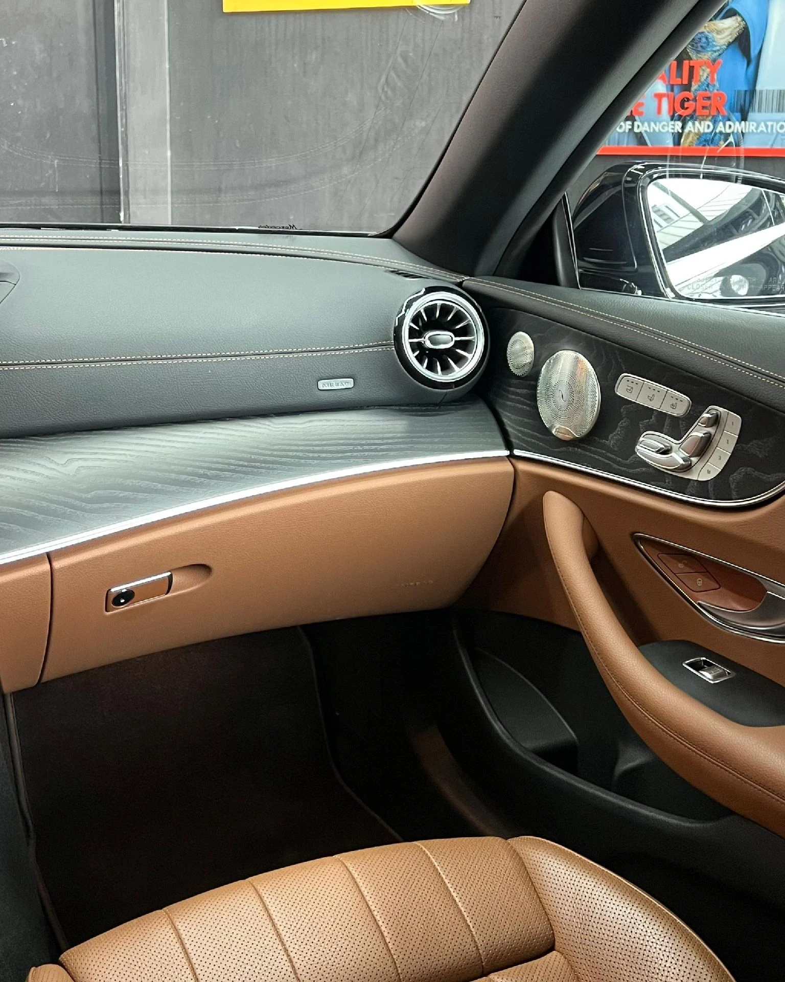 2022 Mercedes-Benz E-Class E450 Turbo — photo 12