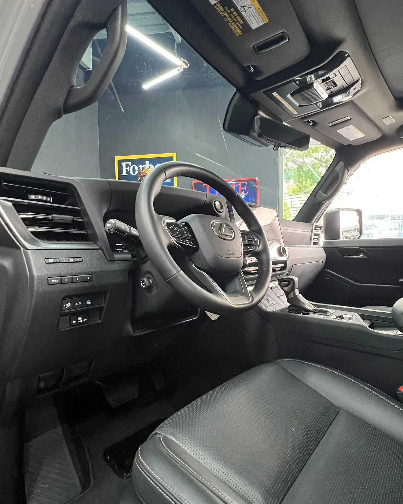 2025 Lexus GX 550 Luxury Plus — photo 27