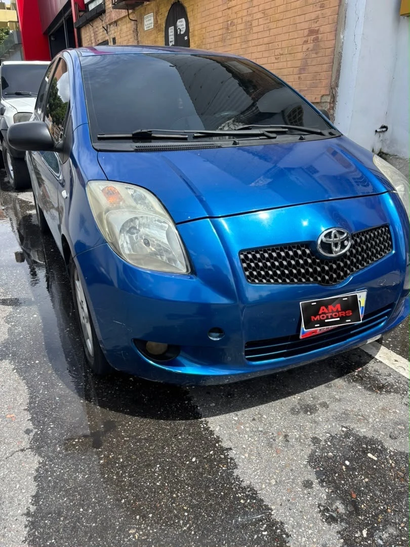 2007 Toyota Yaris — photo 10
