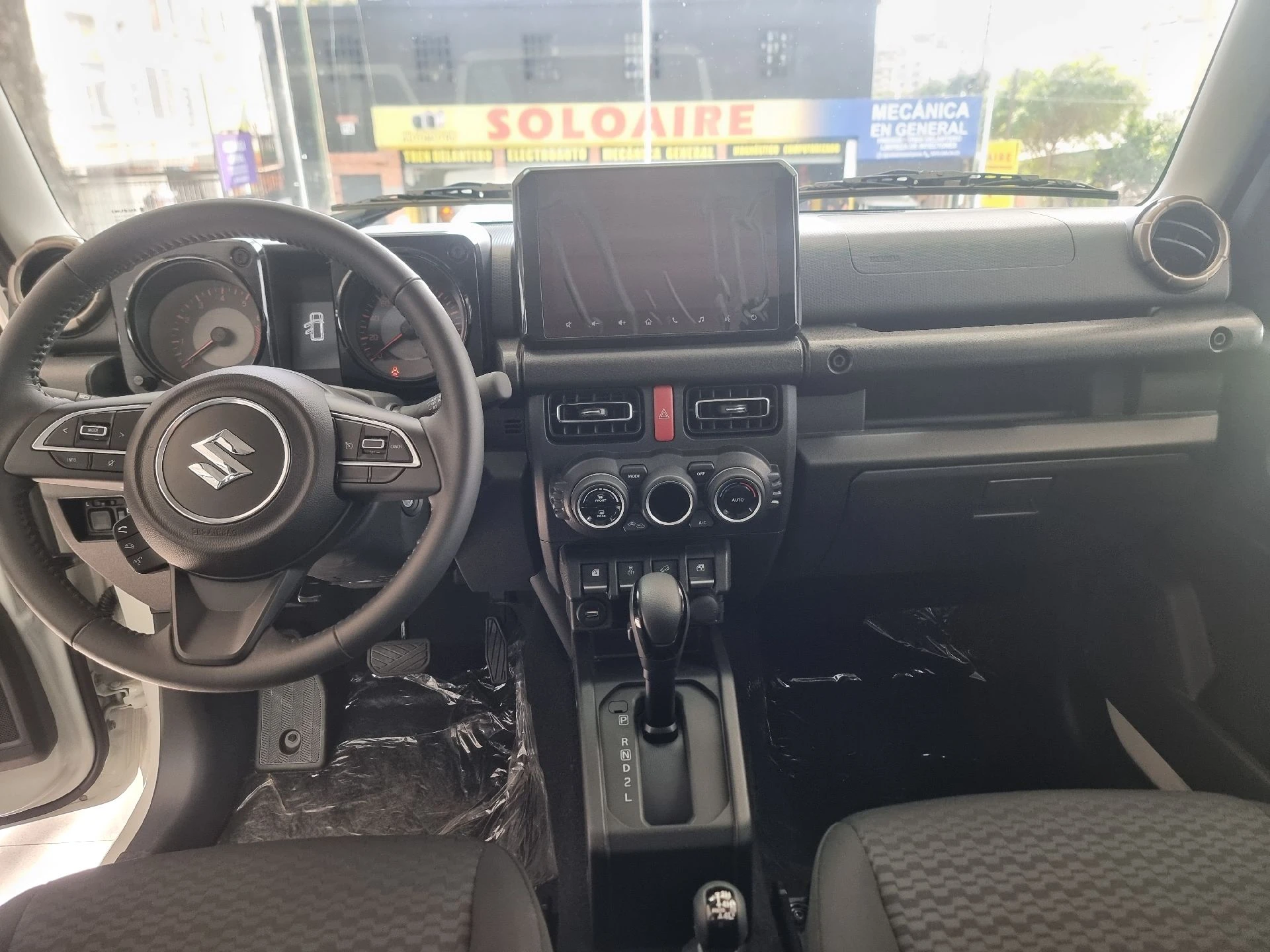 2024 Suzuki Jimny GLX — photo 9