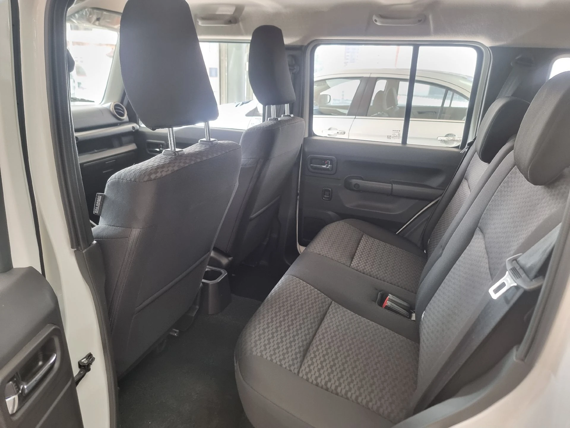 2024 Suzuki Jimny GLX — photo 11