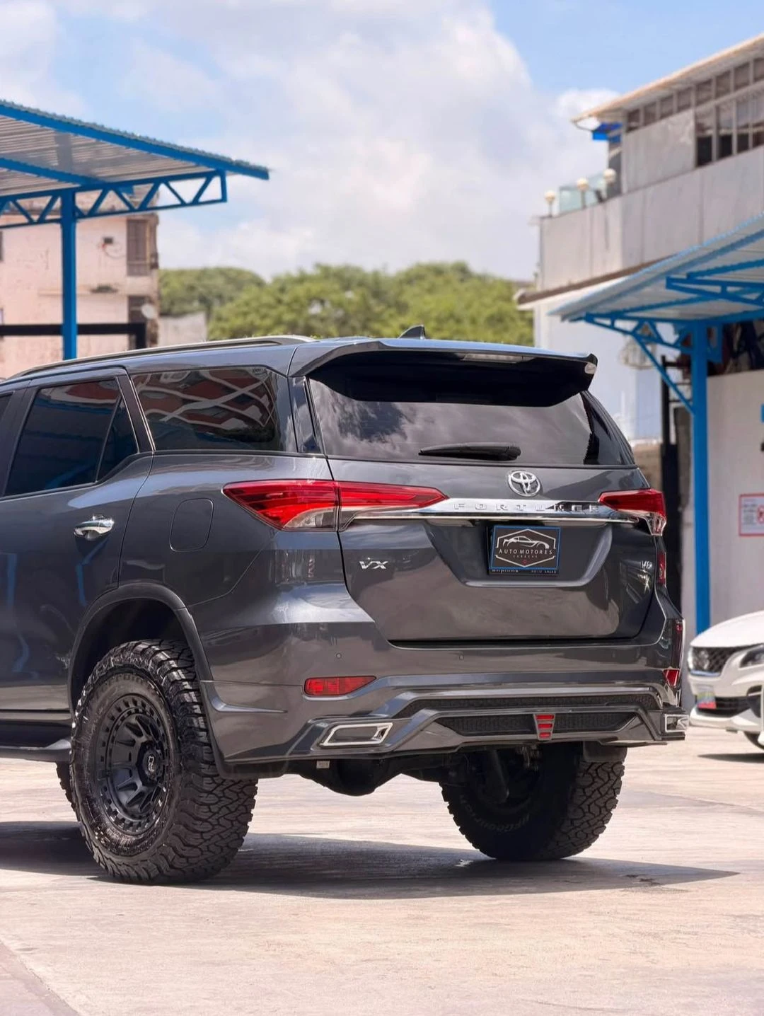 2024 Toyota Fortuner Dubai VX 4.0 — foto 5